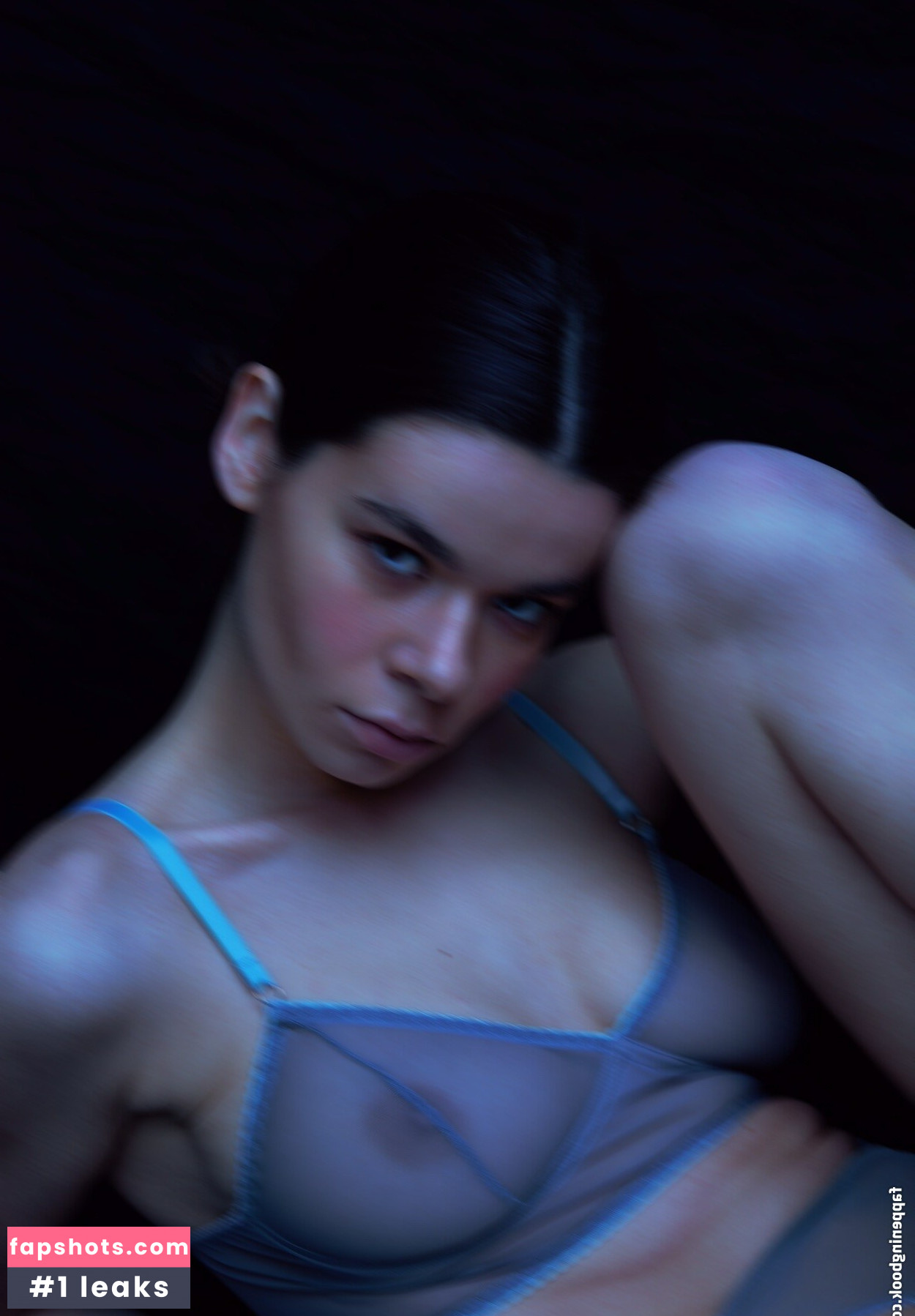 Lina Tsapova gallery photo #86