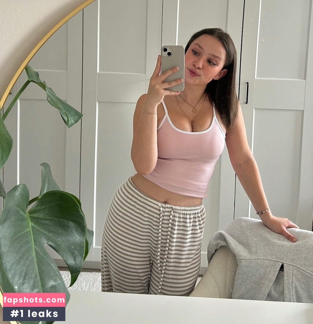 Lina Valeska gallery photo #2