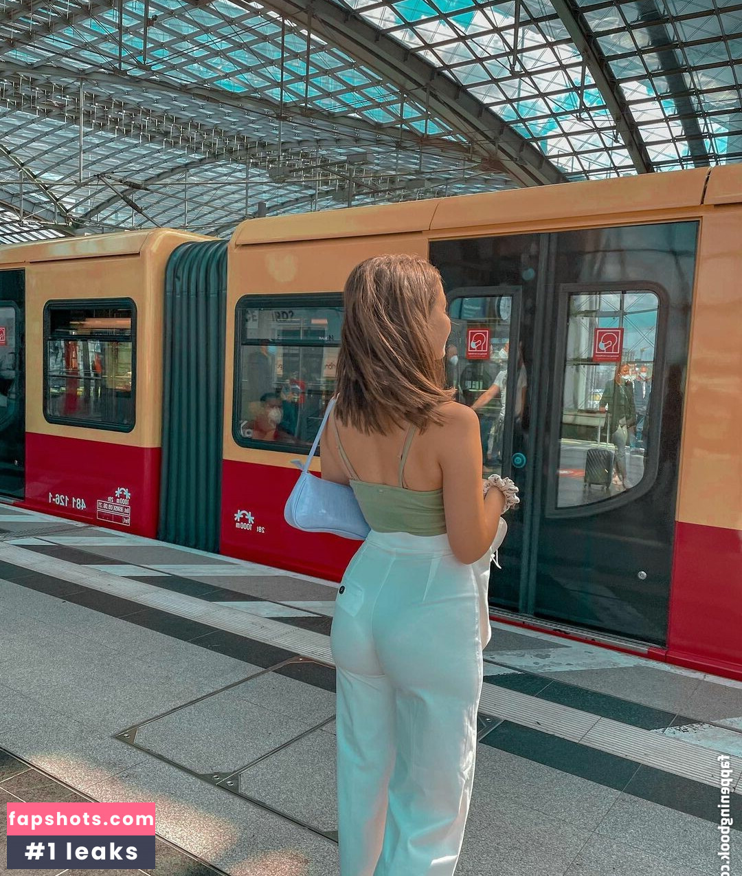 Lina Valeska gallery photo #53