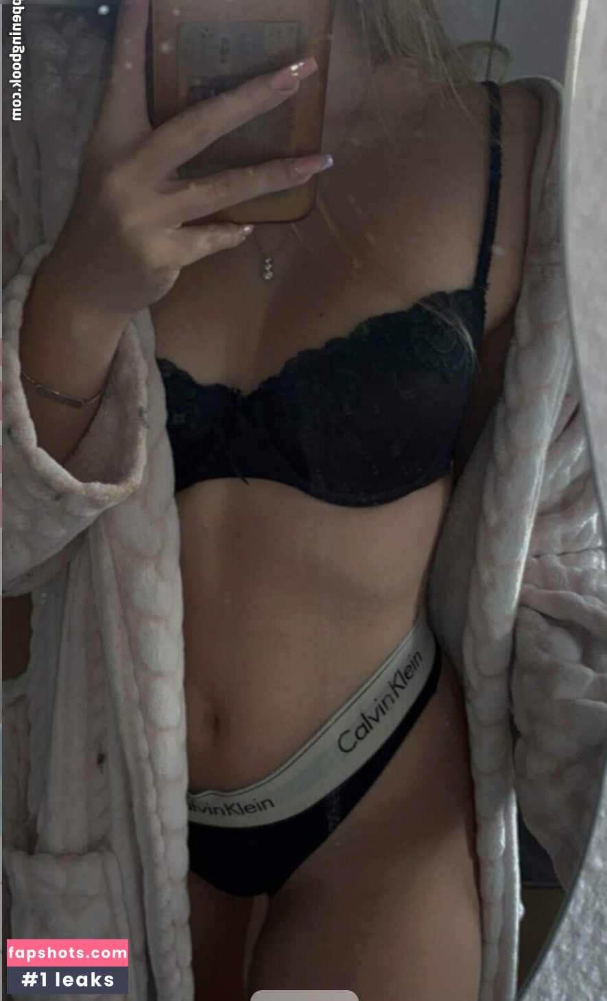 lina32144 Nude Leaks OnlyFans Photos #10 - LeakJerk