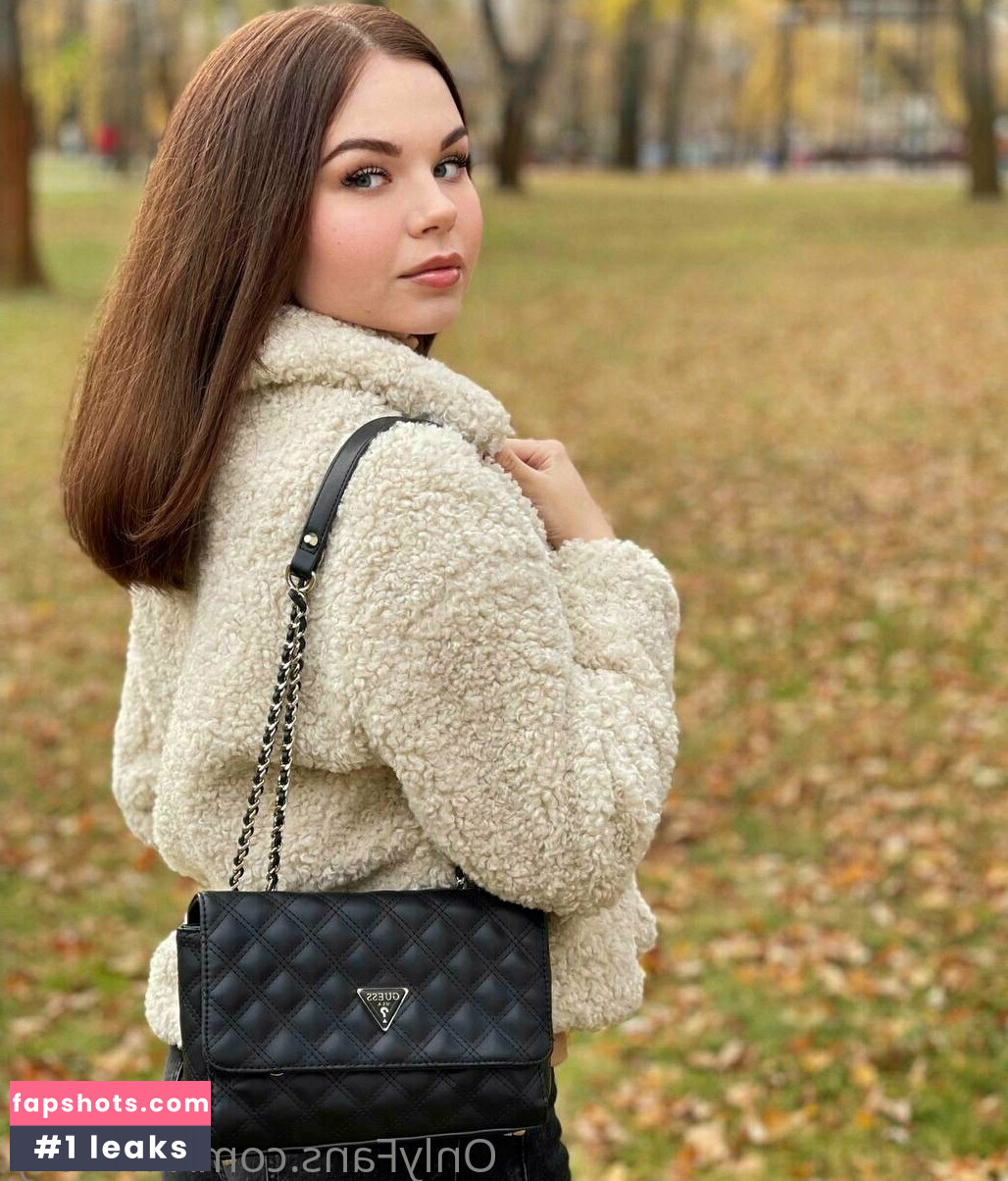 linalicky Nude Leaks OnlyFans Photos #6 - LeakJerk