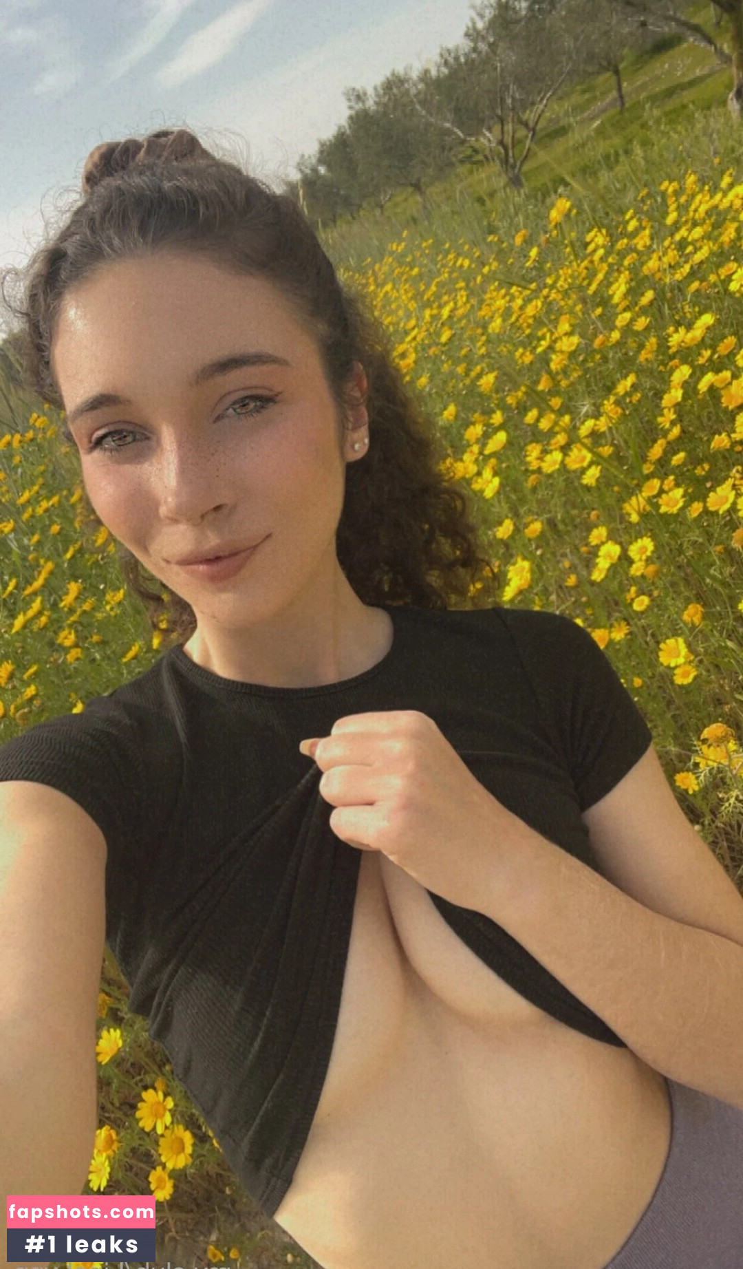 LinaLynn gallery photo #2