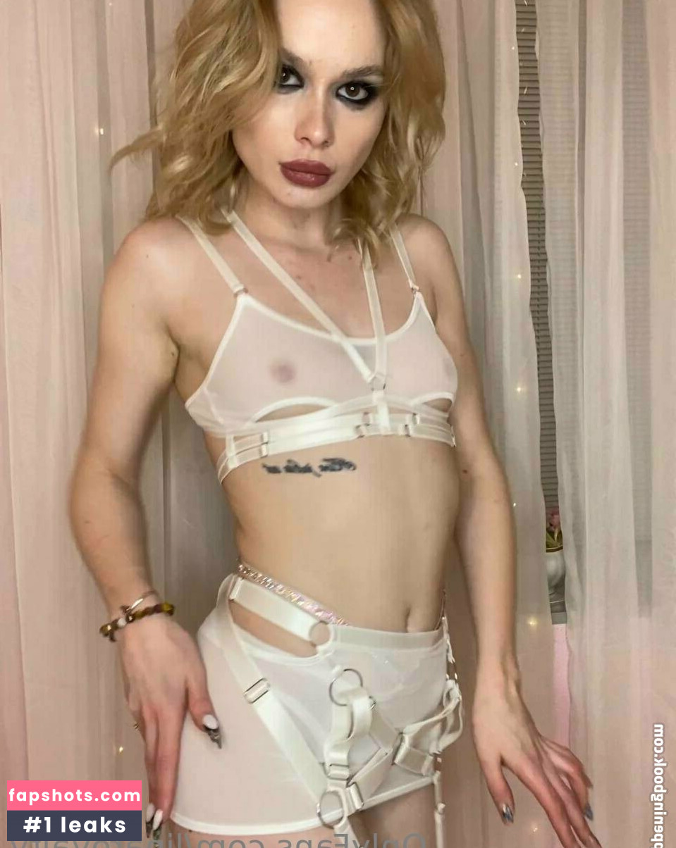 linaroyalty gallery photo #53