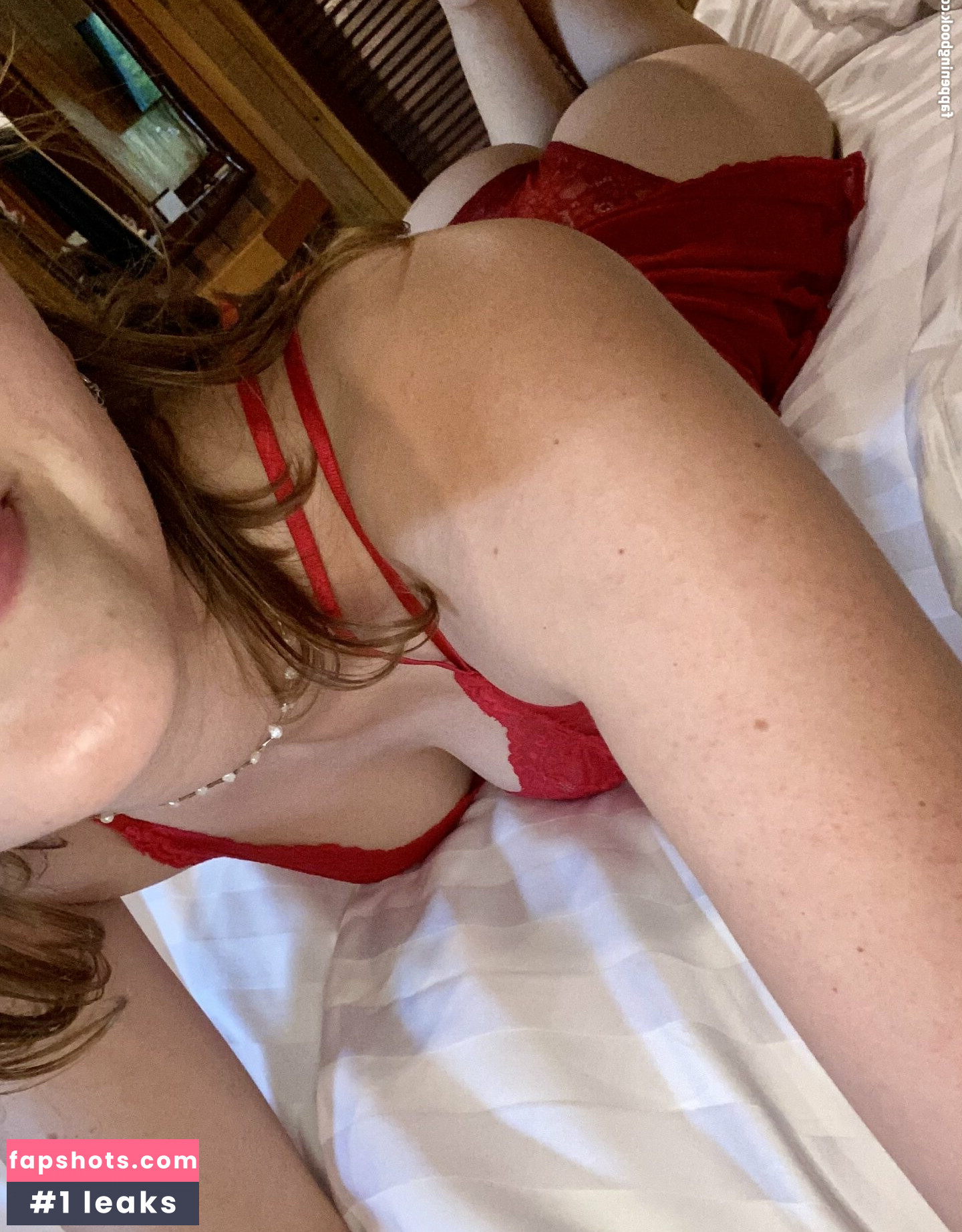 linda-2002 gallery photo #15