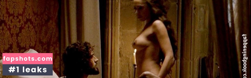 Linda Batista nude babe gallery