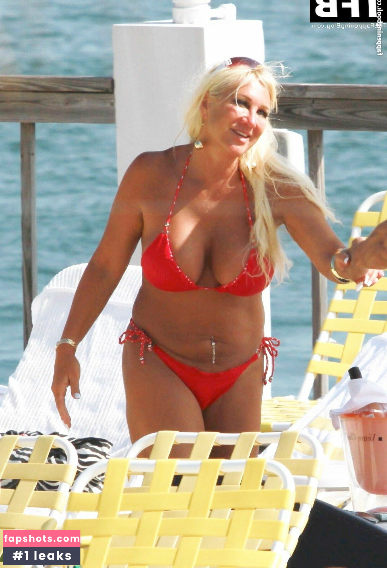 Linda Bollea gallery photo #6