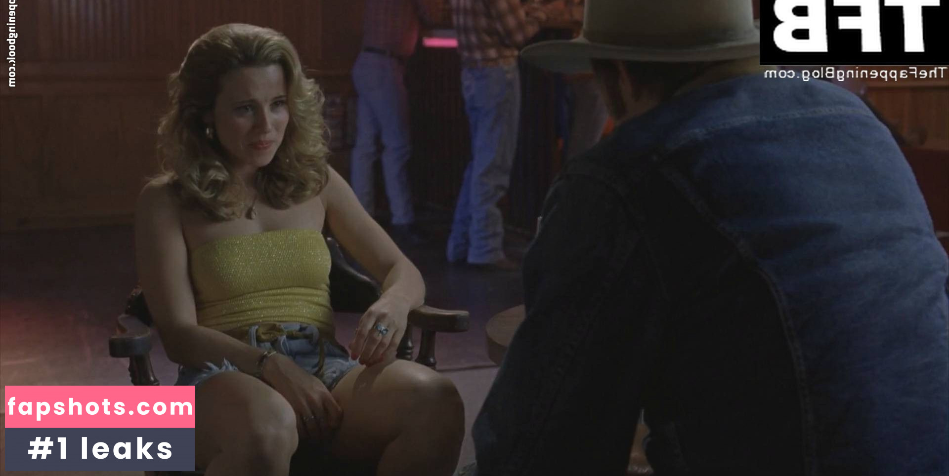 Linda Cardellini gallery photo #26