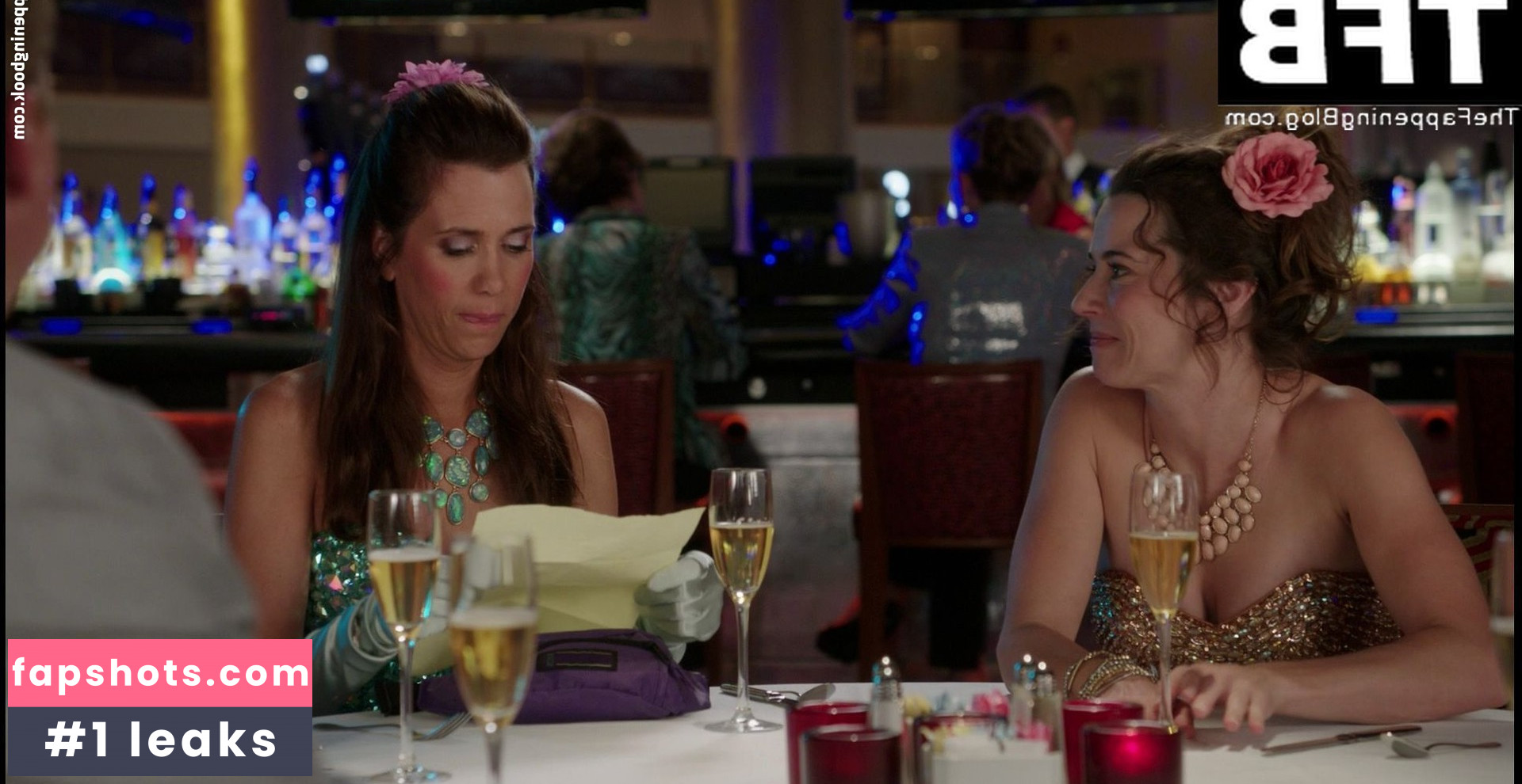 Linda Cardellini gallery photo #27