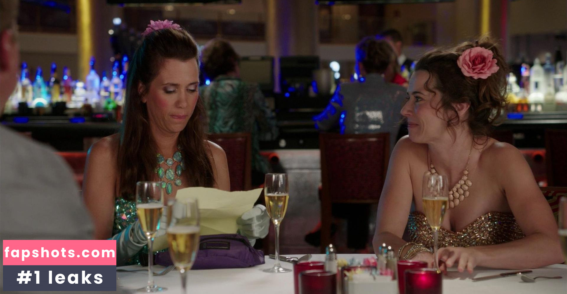 Linda Cardellini gallery photo #49