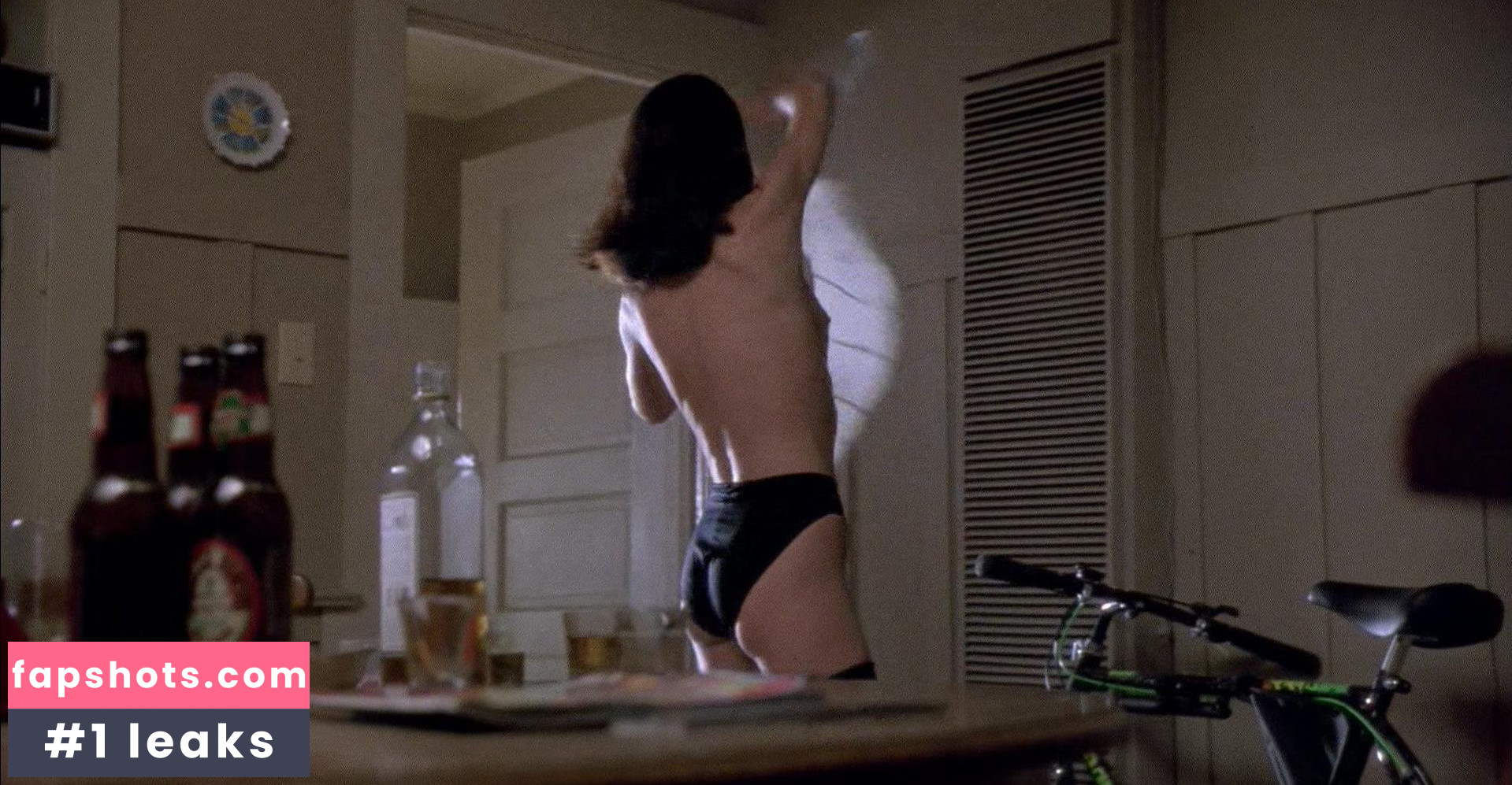 Linda Fiorentino Filtración Desnuda OnlyFans Foto #16 - Fapshots