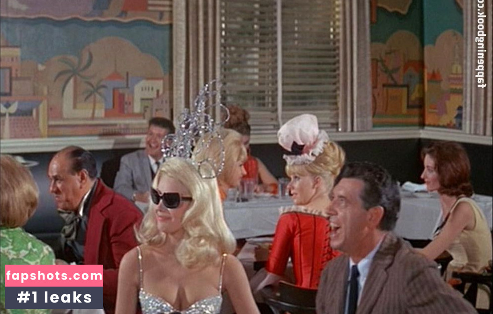 Linda Harrison Nahé úniky fotek pouze od fanoušků #6 - Fapshots