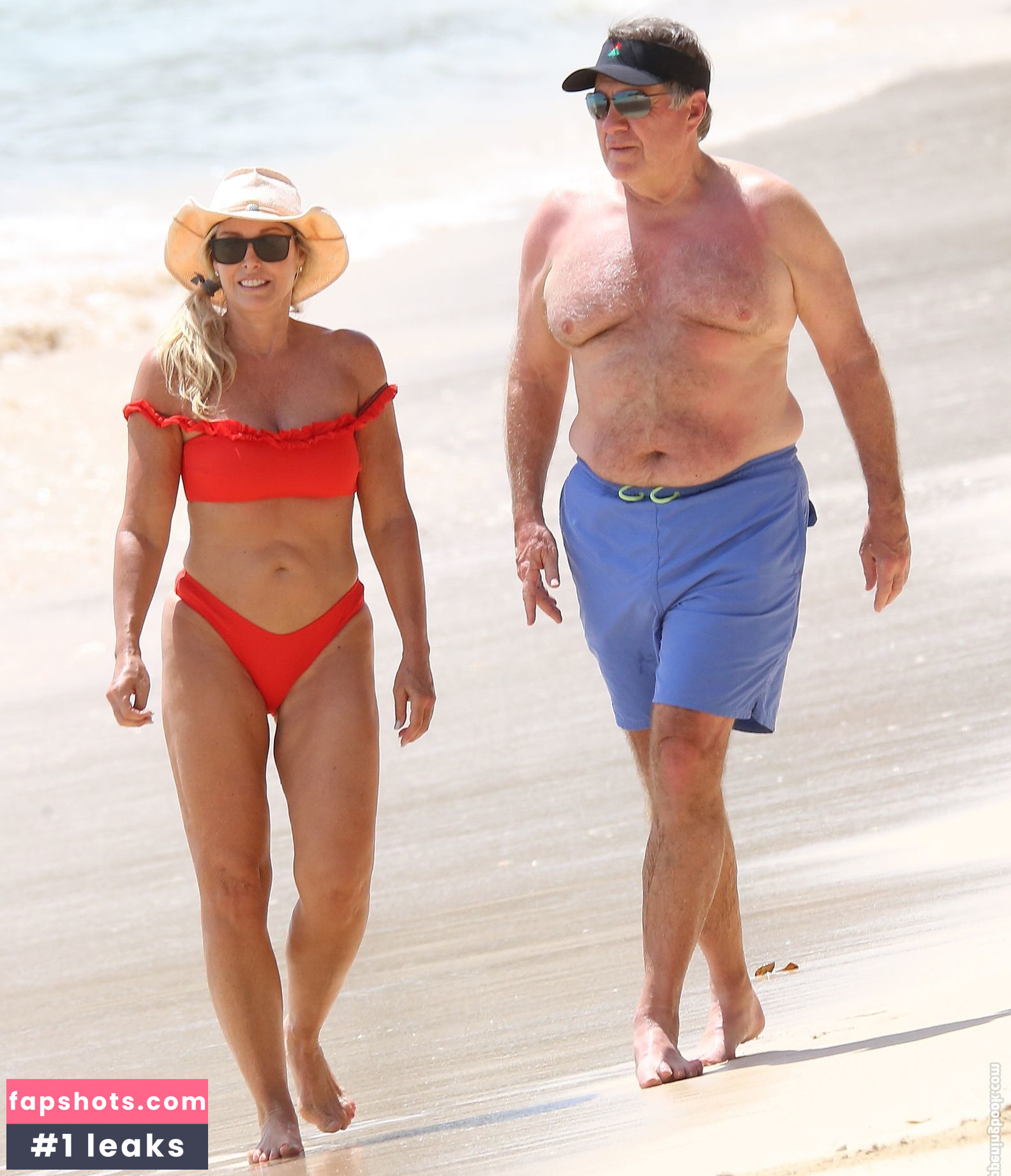 Linda Holliday Nude Leaks OnlyFans Photos #36 - LeakJerk