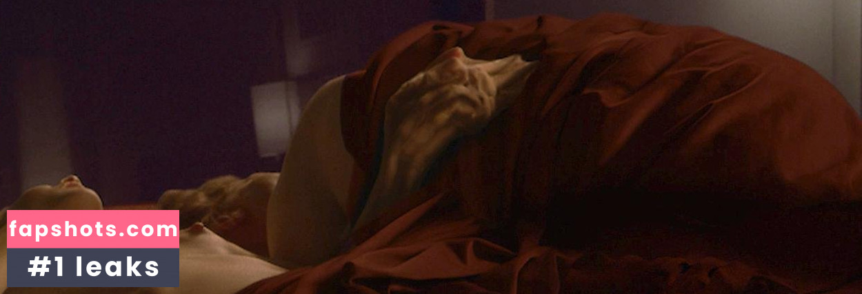 Linda Pine gallery photo #5