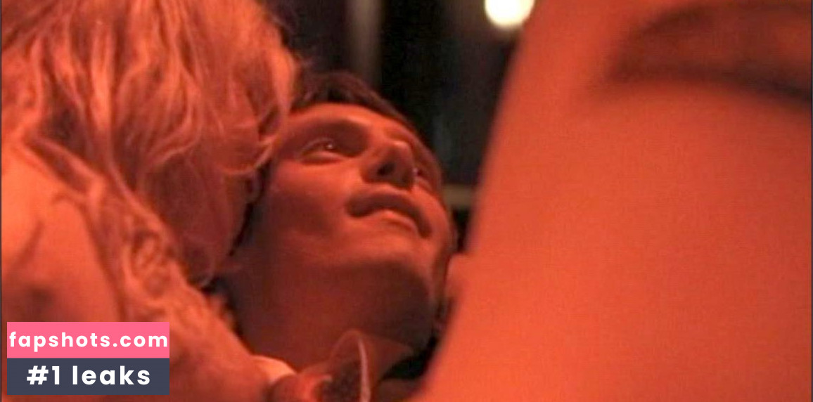 Linda Sebastion gallery photo #3