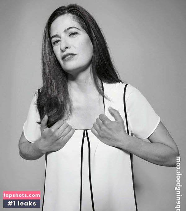 Linda Zervakis gallery photo #9