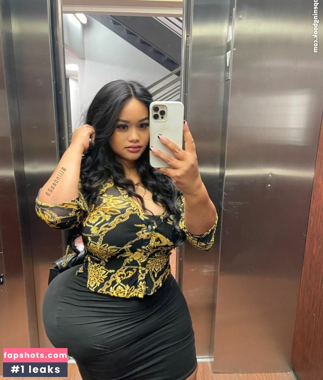 Lindaa23 gallery photo #4