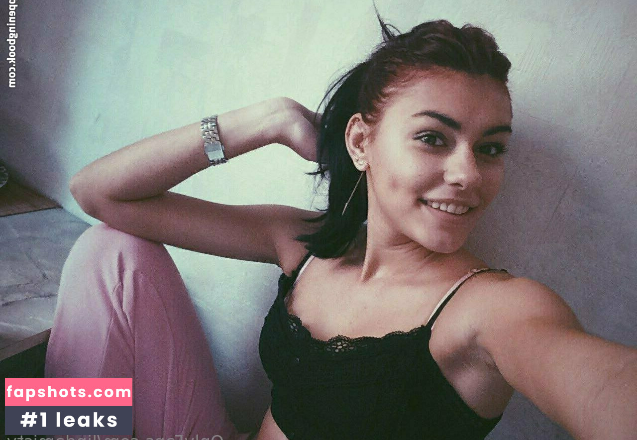 lindamisty gallery photo #17