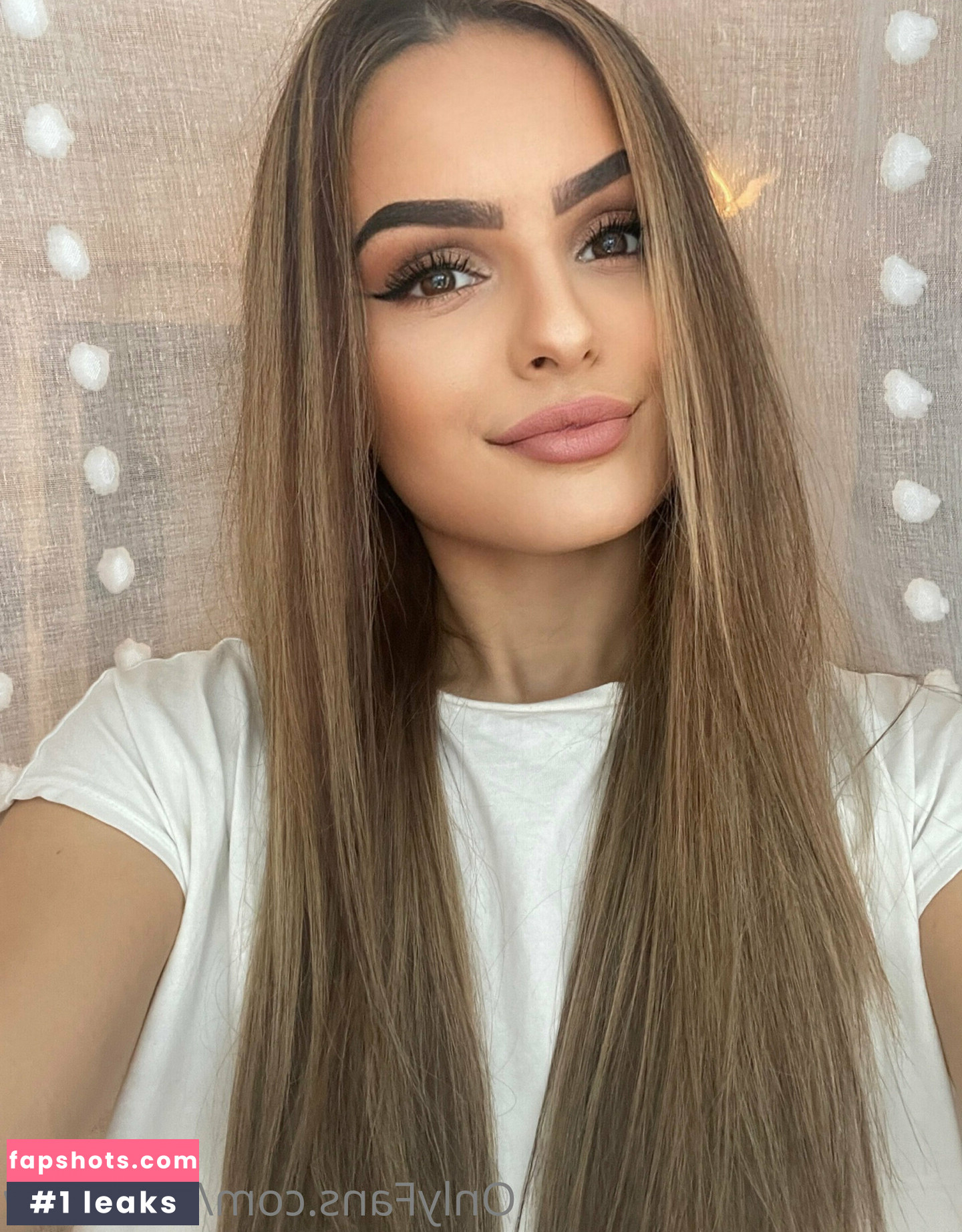 lindanew gallery photo #23