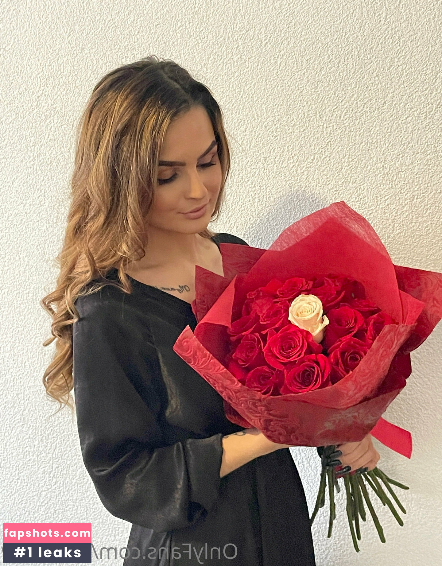 lindanew gallery photo #10