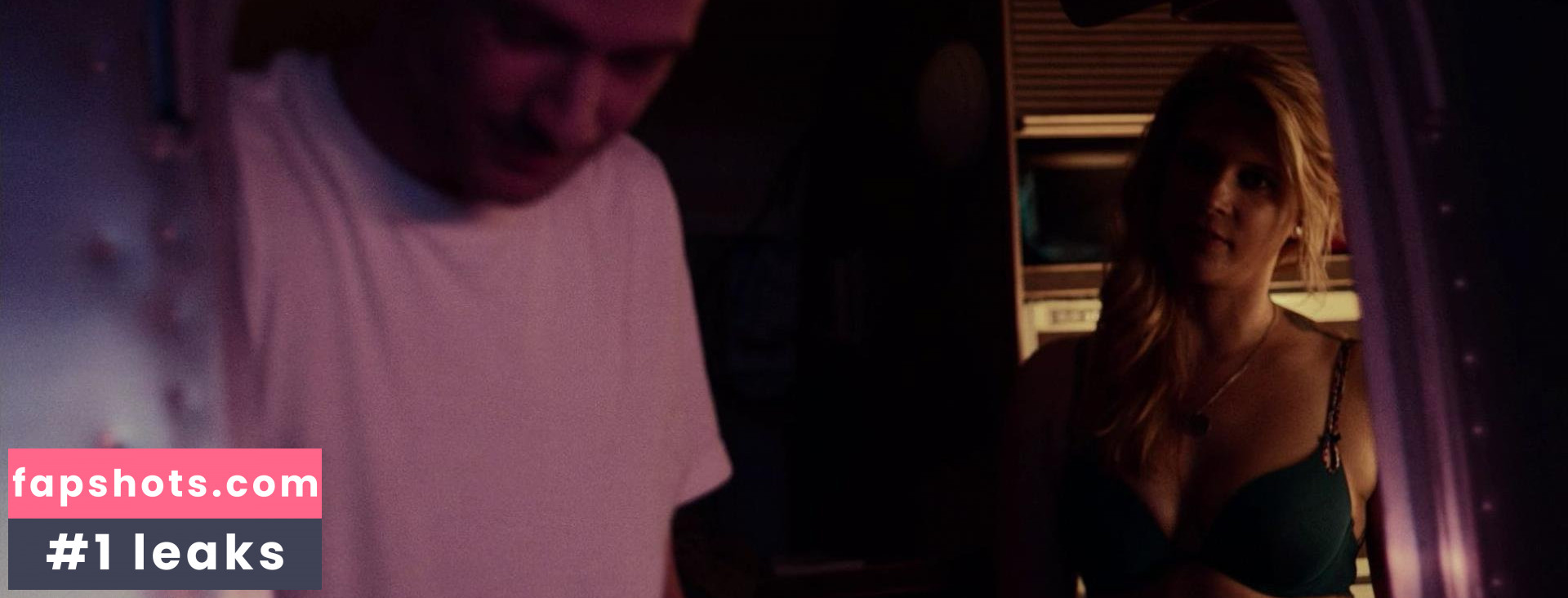 Lindsay Anne Williams gallery photo #3