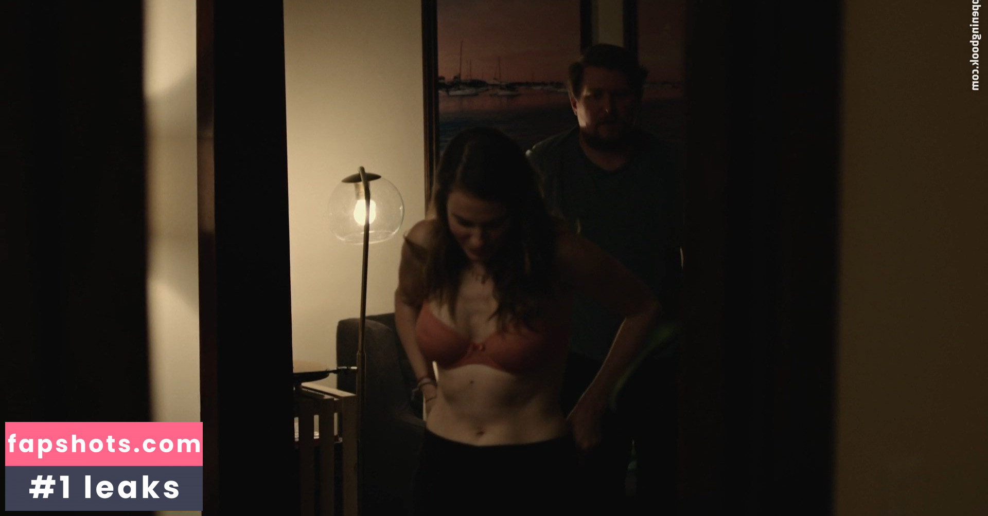 Lindsay Burdge gallery photo #14