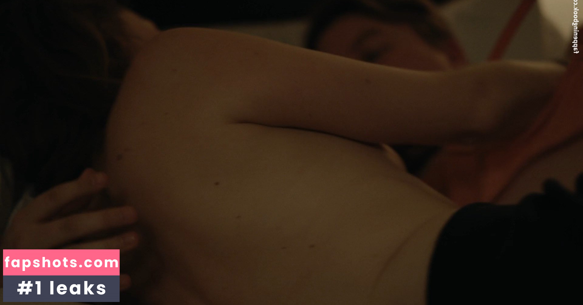 Lindsay Burdge gallery photo #16