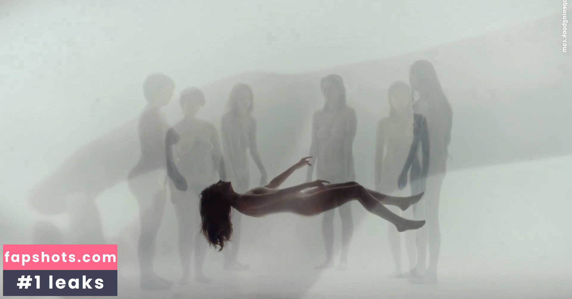 Lindsay Burdge gallery photo #3