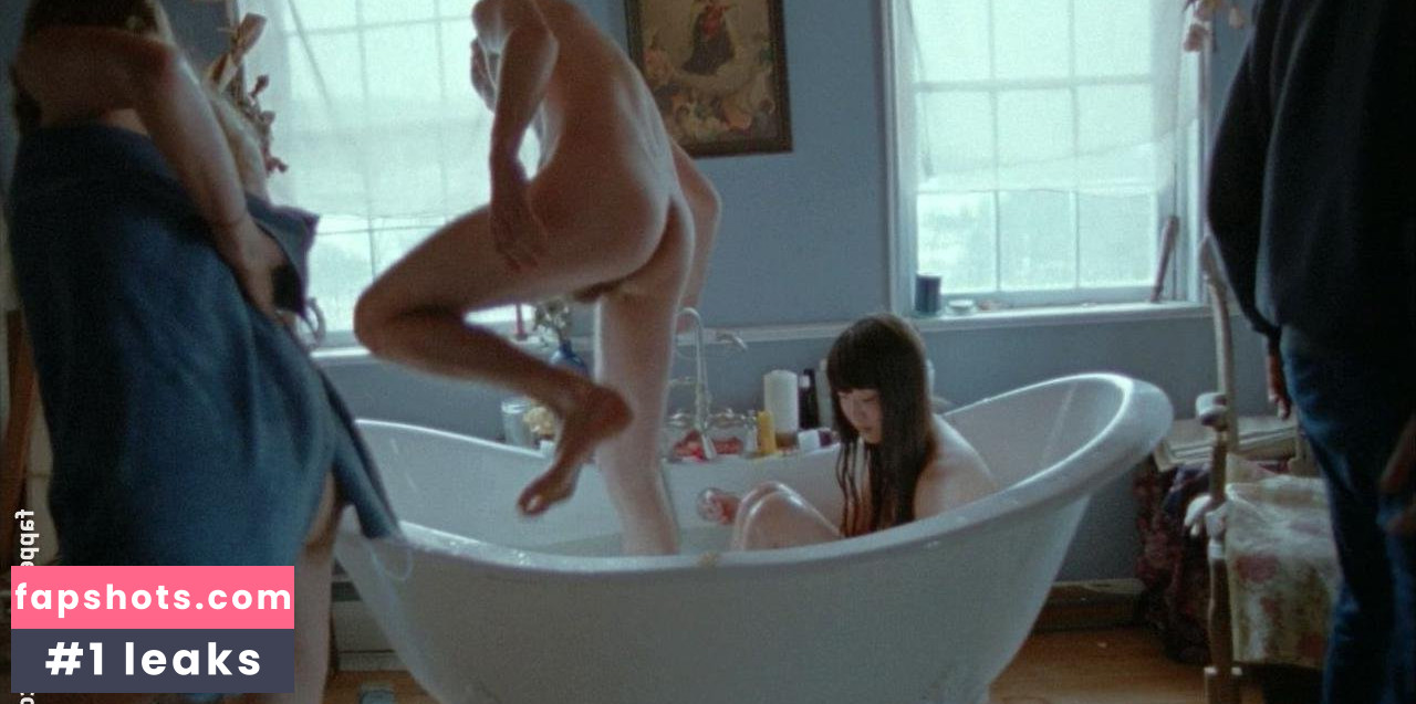 Lindsay Burdge gallery photo #38