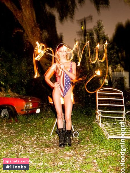 Lindsay Hancock Nude Leaks OnlyFans Photos #29 - LeakJerk