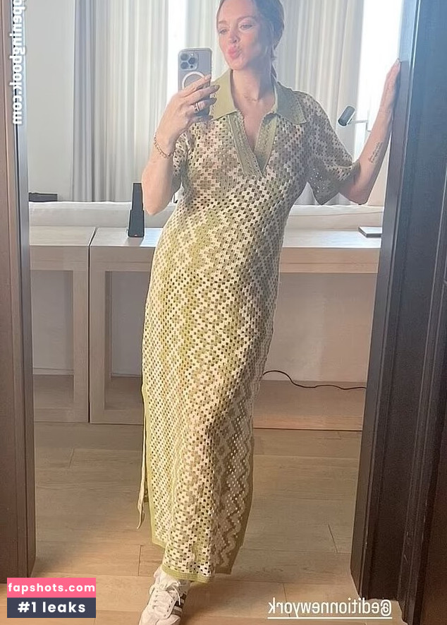 Lindsay Lohan gallery photo #213