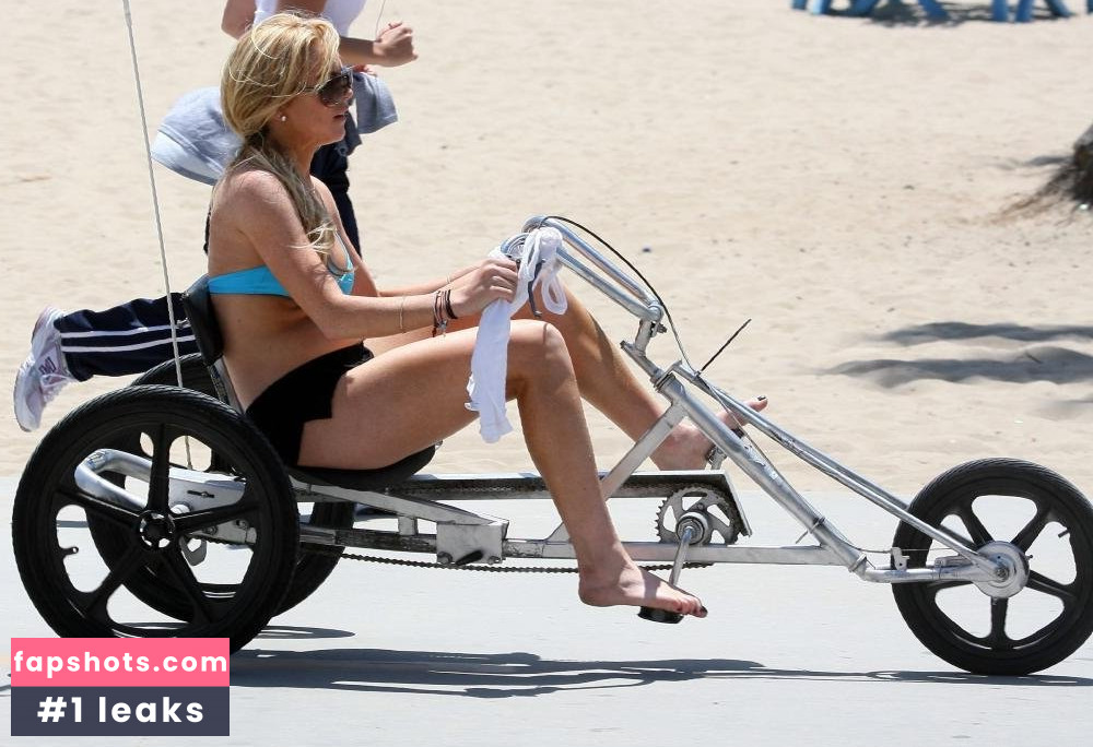 Lindsay Lohan gallery photo #519