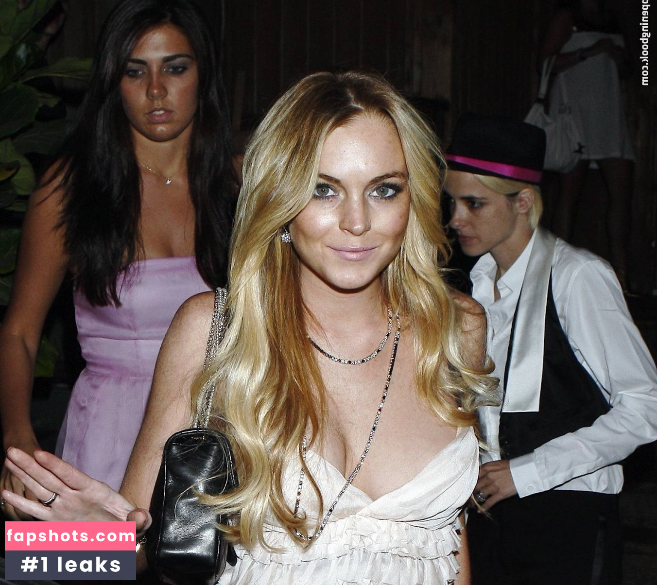 Lindsay Lohan gallery photo #702