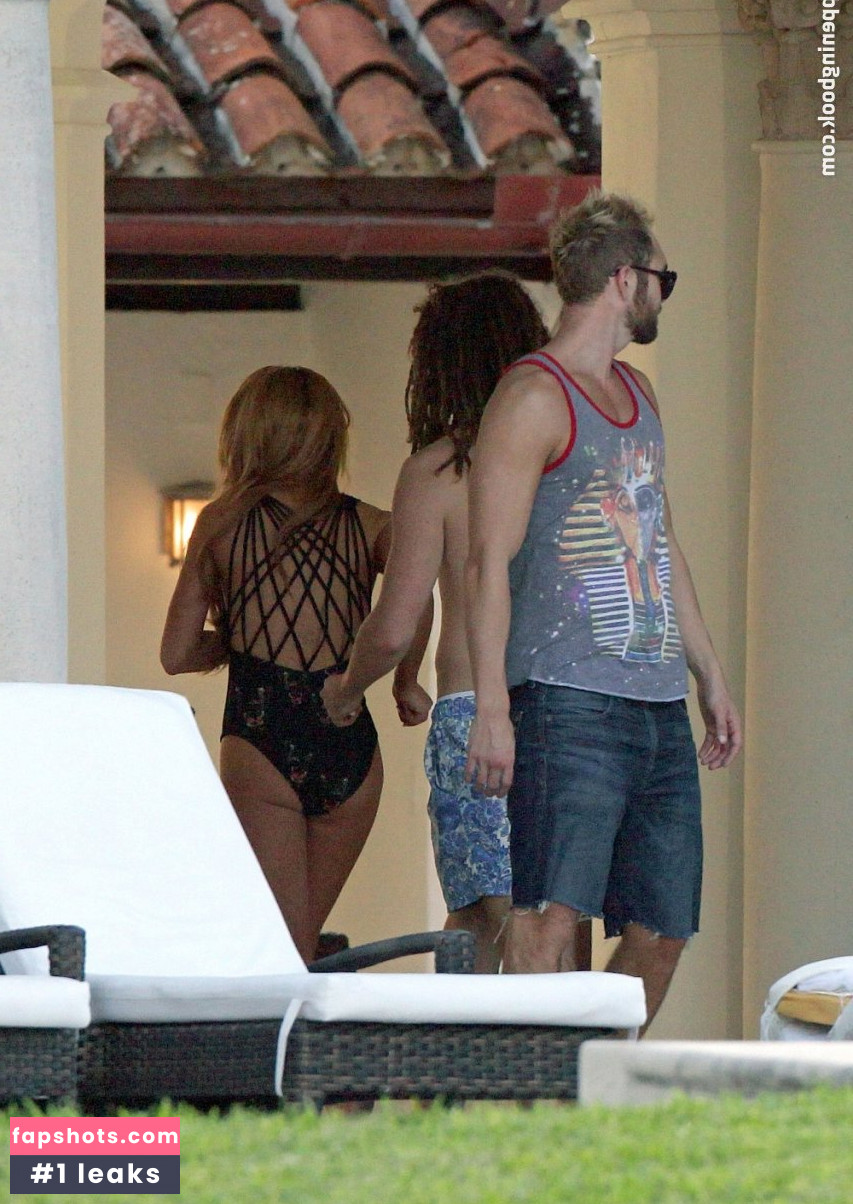 Lindsay Lohan gallery photo #717