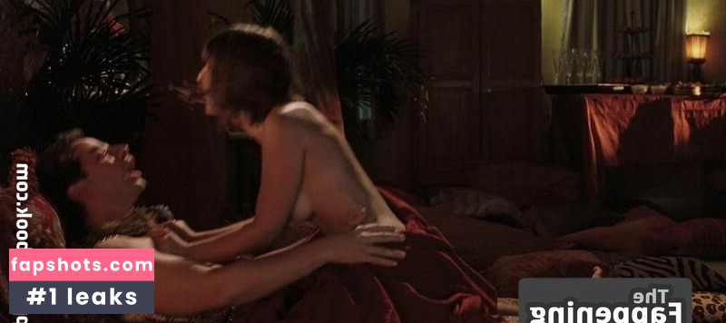 Lindsay Sloane gallery photo #14