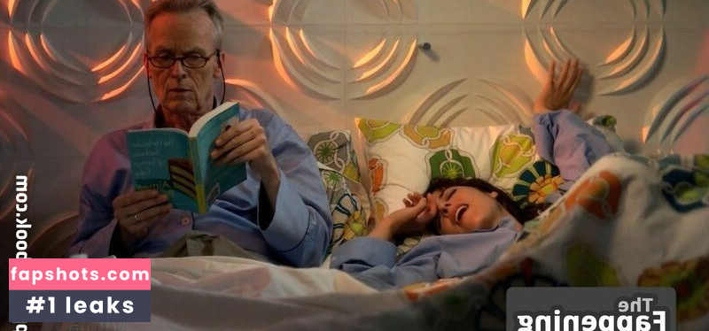 Lindsay Sloane gallery photo #15