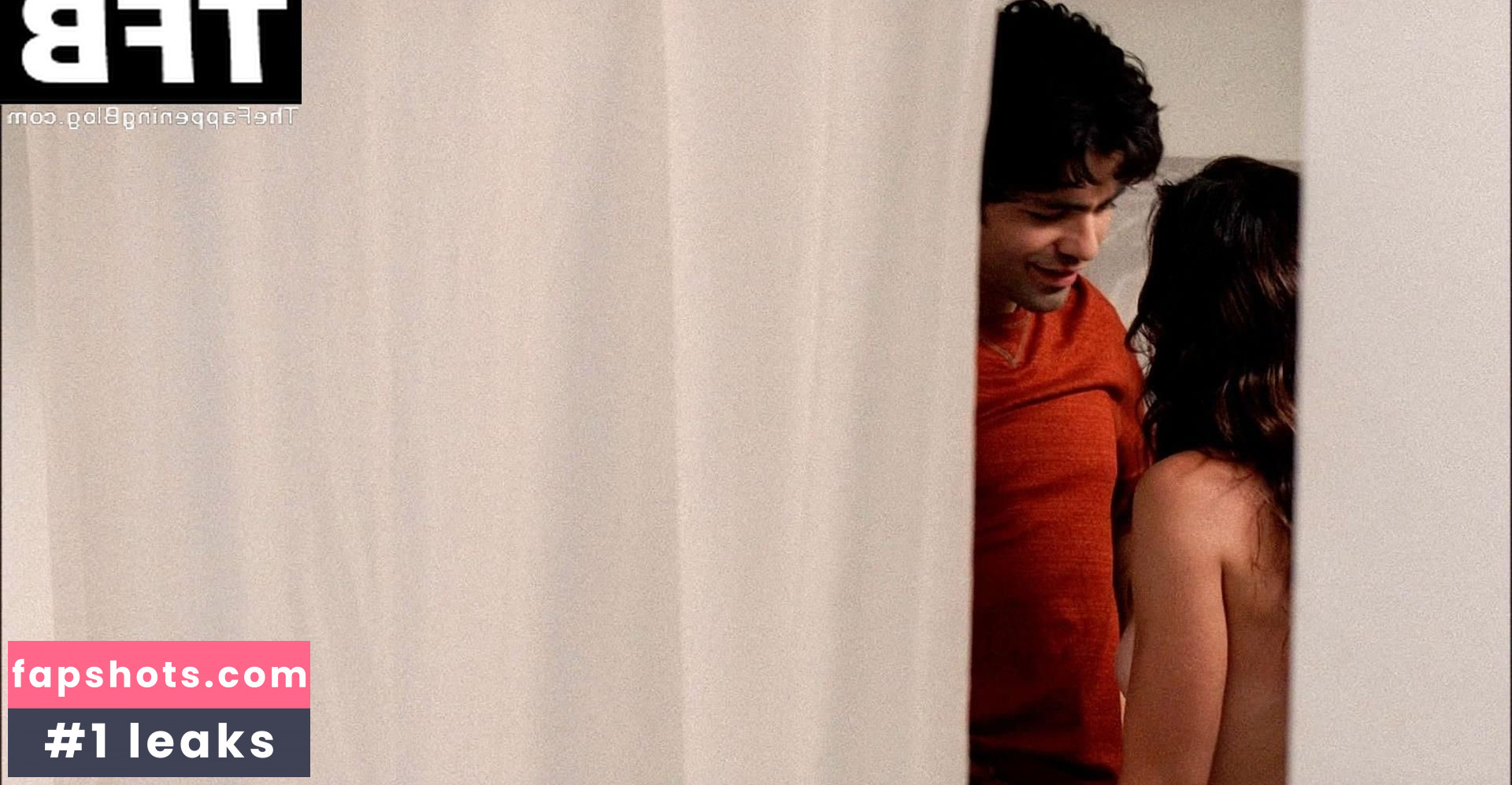 Lindsay Sloane gallery photo #39