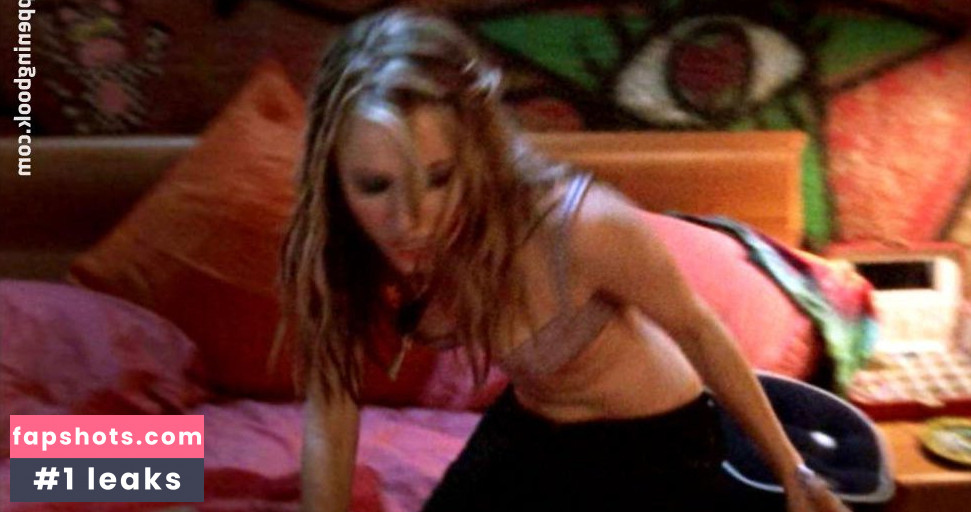 Lindsey Haun gallery photo #12