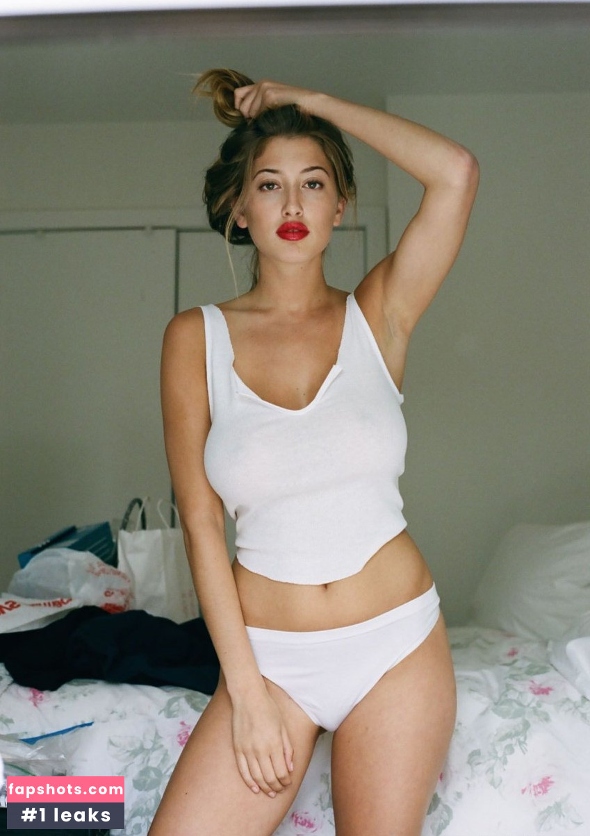 Lindsey Kevitch gallery photo #63