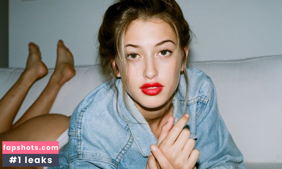 Lindsey Kevitch gallery photo #86