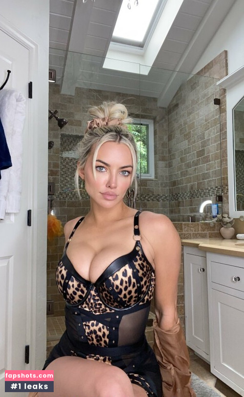 Lindsey Pelas gallery photo #1154