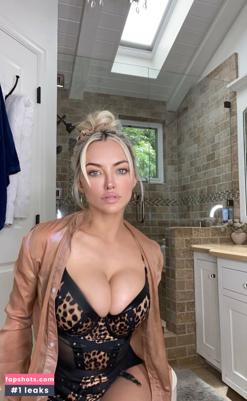 Lindsey Pelas gallery photo #1156