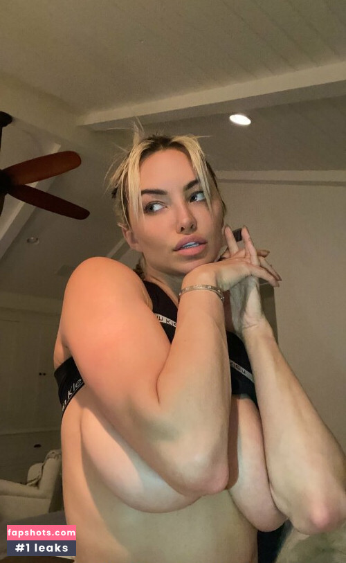 Lindsey Pelas gallery photo #1192