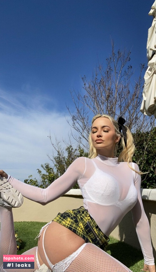 Lindsey Pelas gallery photo #1320