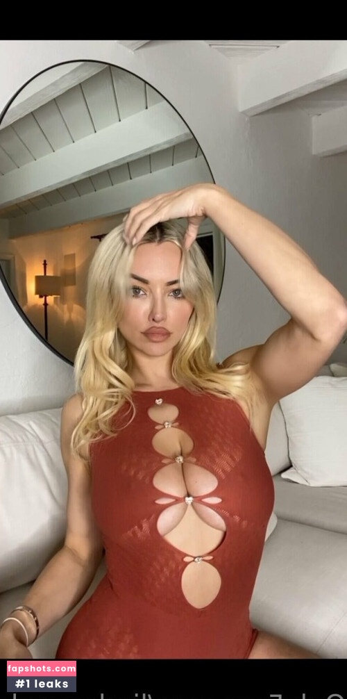 Lindsey Pelas gallery photo #1457