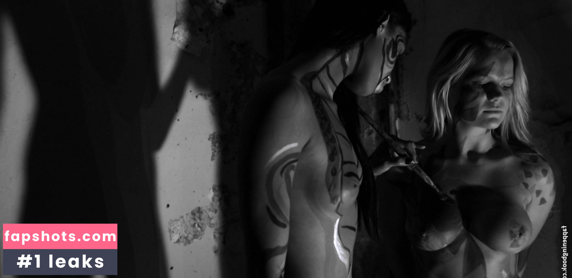 Lindsey Shaw gallery photo #23