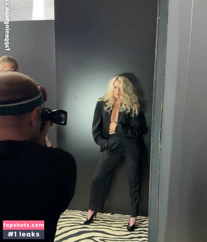 Lindsey Vonn gallery photo #4