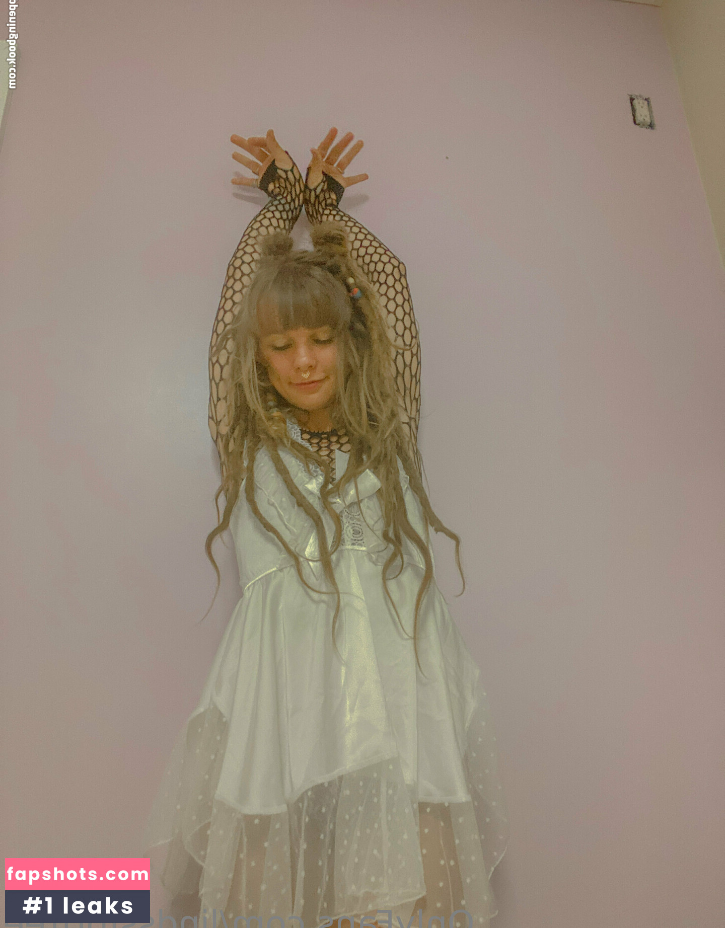 lindssforfree gallery photo #2