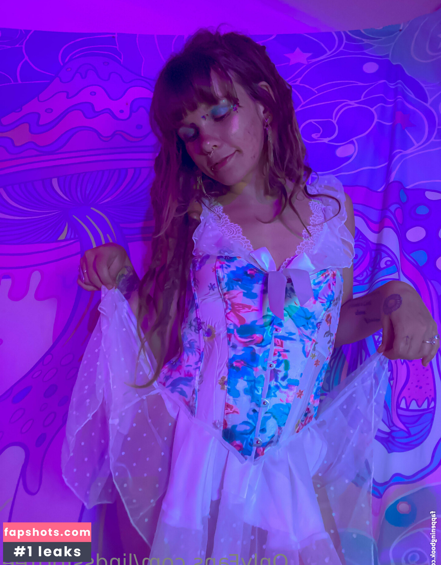 lindssforfree gallery photo #22