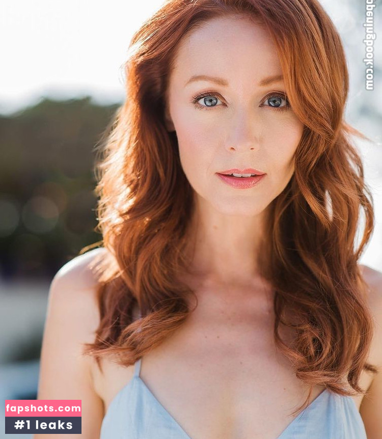 Lindy Booth gallery photo #11