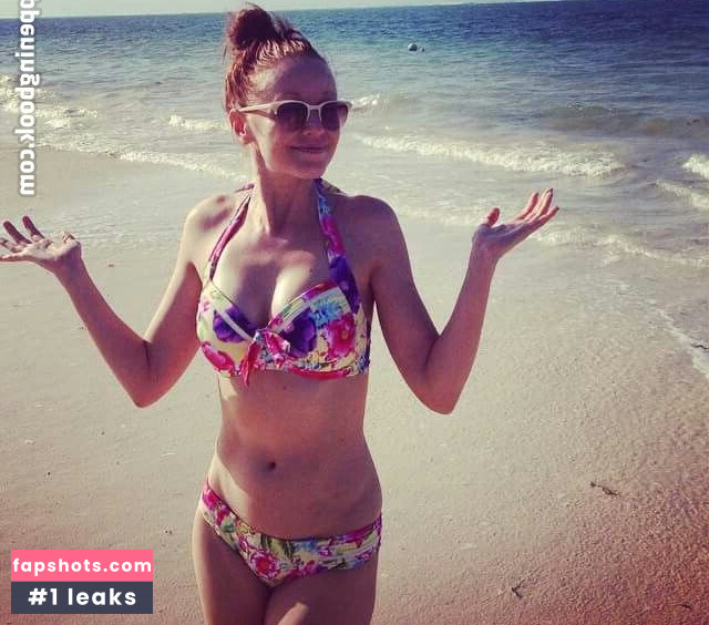 Lindy Booth gallery photo #13